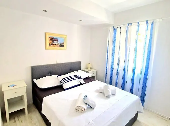 Dorotea3 Apartament *