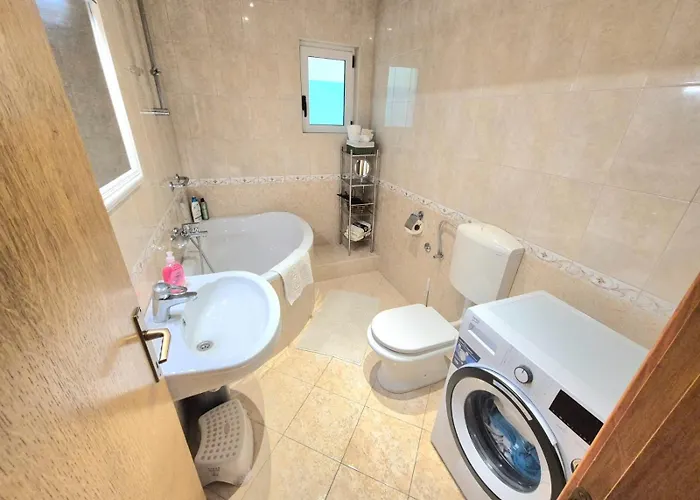 Apartament Dorotea3 *